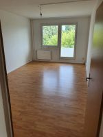 Schöne und günstige 7 Zimmer Wohnung mit Balkon!!! Sachsen-Anhalt - Staßfurt Vorschau