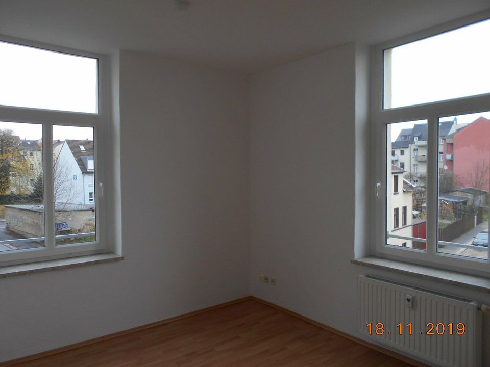 Zu verkaufen! 4-Raum Eigentumswohnung mit PKW Stellplatz in Plauen ab mtl. 329,40 EUR Rate! in Plauen