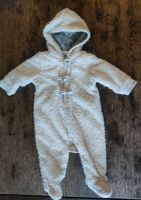 Weißer Teddy Overall / Anzug Baby von Zara Gr. 68 Winter Berlin - Lichtenberg Vorschau