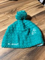 Coole, weiche warme grüne Beanie / Mütze mit Bommel Baden-Württemberg - Aalen Vorschau