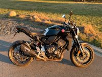 Honda CB1000R SC80 - Akrapovic - 1. Hand - 2390km - Bj. 2019 Rheinland-Pfalz - Weitefeld Vorschau