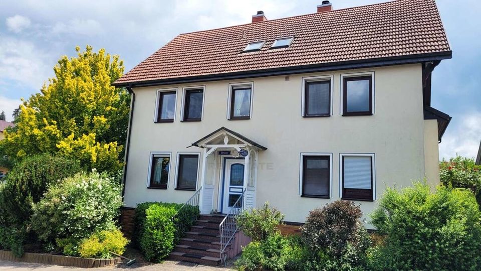 * Wunderschönes Mehrfamilienhaus mit großem Grundstück und Garten * in Steinau an der Straße