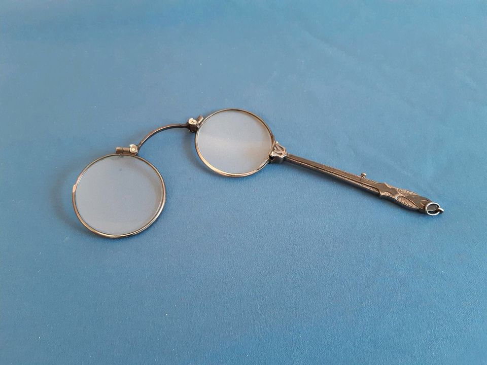 Vintage "Binokel", Lorgnette, Silber, Brille in Sindelfingen