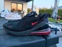 Nike 270 schwarz rot Größe 40,5 Herren Sachsen - Groitzsch Vorschau