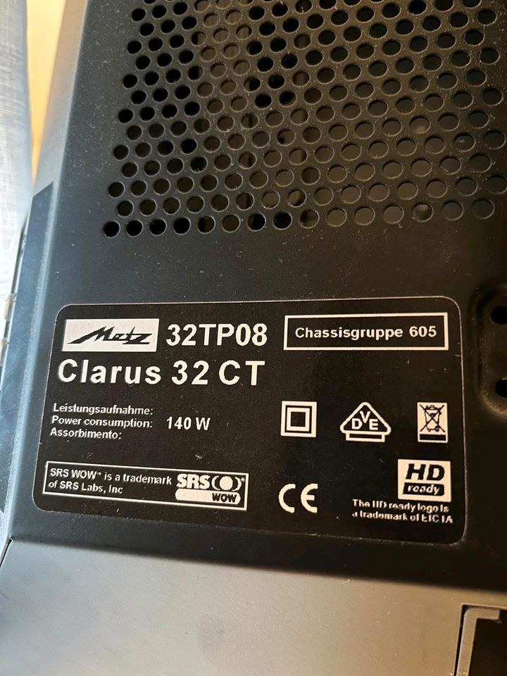 Fernseher Metz Clarus 32 Zoll inkl. Wandhalterung in Leonberg