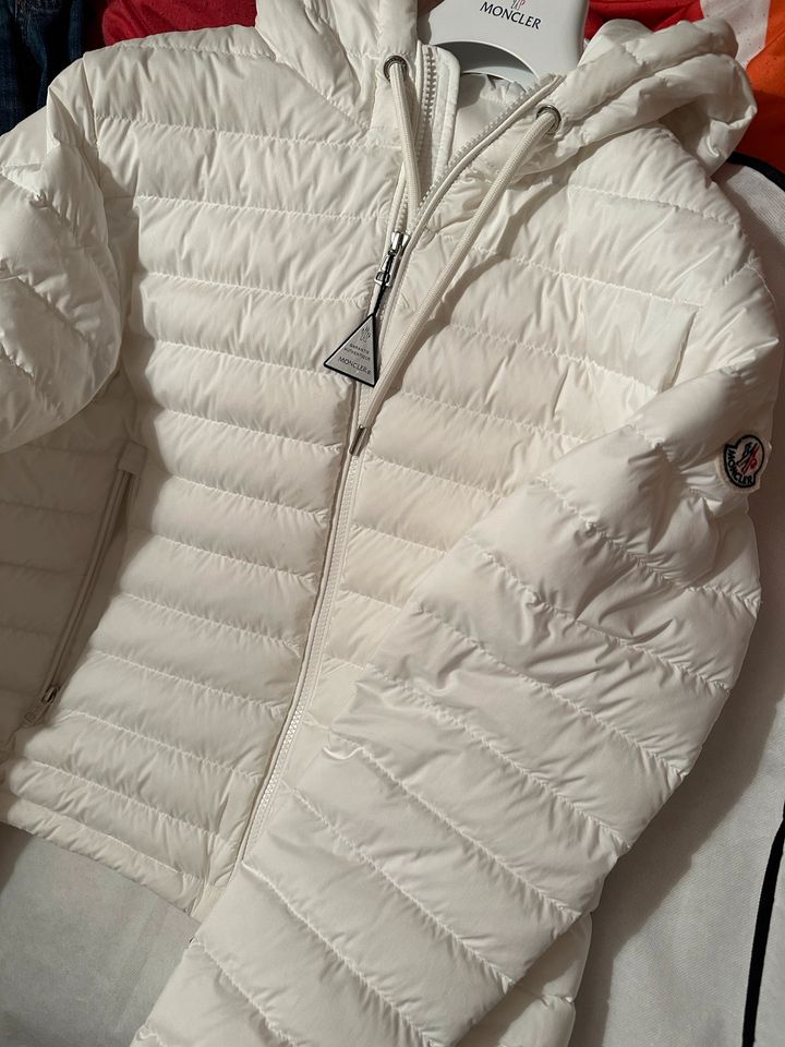 Moncler Jacke in Geesthacht