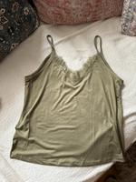 NEU Esmara Spitzentop Olive / Khaki grün S/M leicht glänzend Hessen - Lampertheim Vorschau