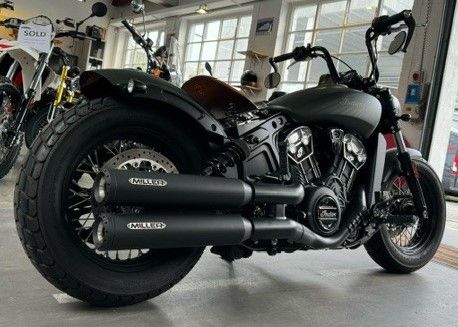 Indian Scout Bobber Twenty Grün Matt Baujahr 2021 in Hamburg