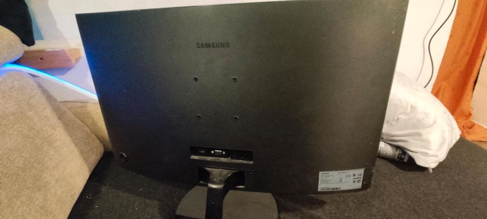 Samsung gaming Monitor curved in Hohnstorf (Elbe)