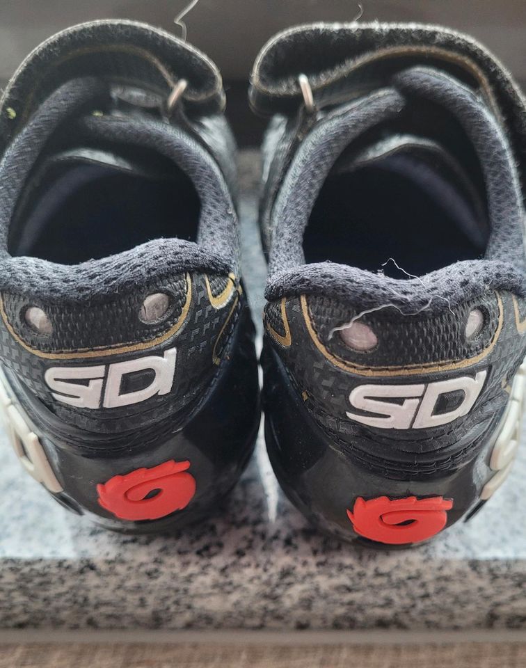 SIDI Fahrradschuhe Rennradschuhe Damen 39 in Wismar