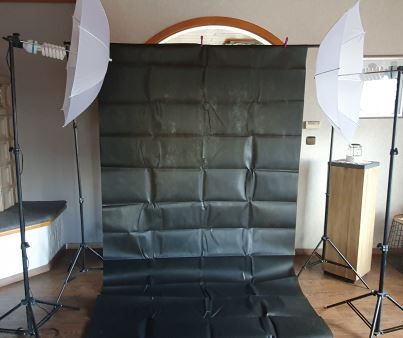 Fotostudio Set Studioleuchte 2 x Lampe 3 x Hintergrundsystem in Hüttlingen