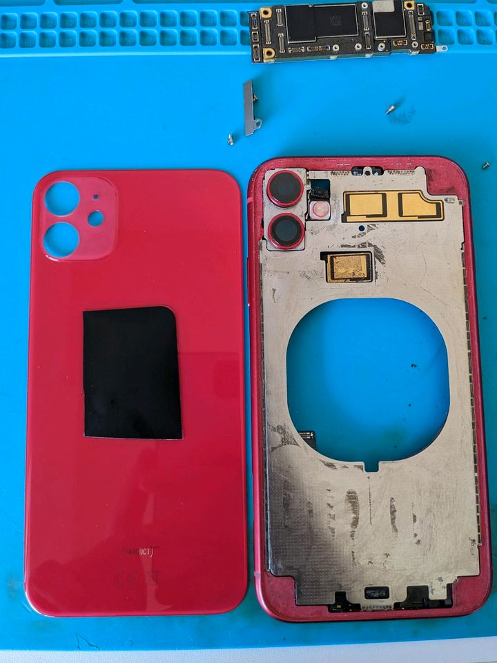 iPhone 11 Backcover Glas Rückseite Reparatur in Stemwede