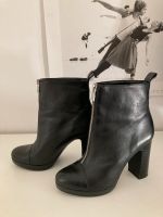 Schwarze Plateau Stiefel von Zara in 37 Lindenthal - Köln Sülz Vorschau