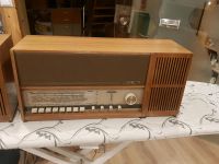 Radio mit einer abnehmbaren Lautsprecher Box Baden-Württemberg - Sulzfeld Vorschau