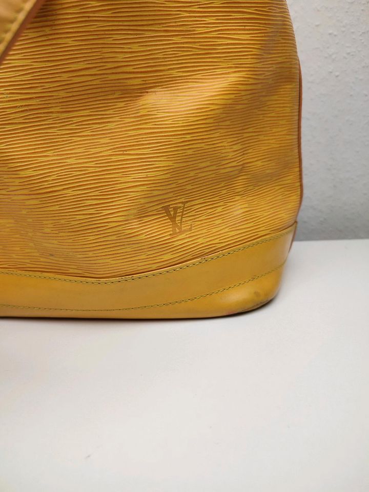 Louis Vuitton Sac Noe Grande Epi Leder Gelb Tasche Schultertasche in Bad Rothenfelde
