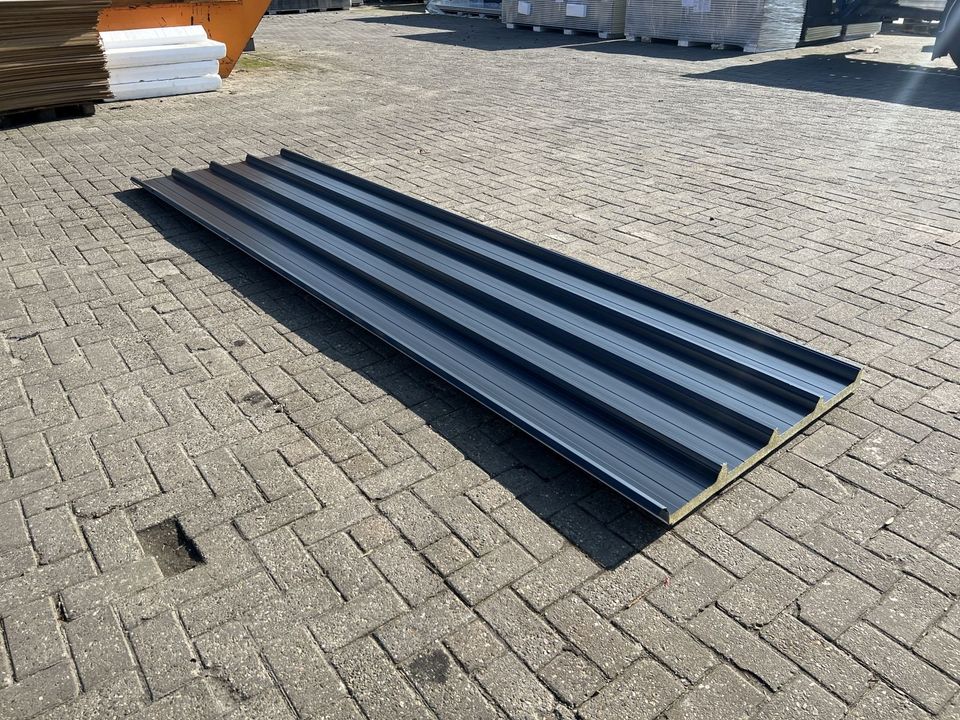 Dachplatten Sonderposten 40mm anthrazit Carport Sandwichplatten in Hesel