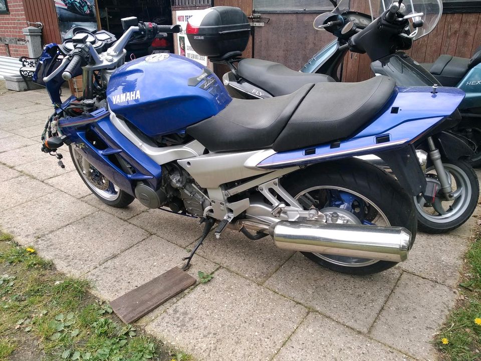 Unfallmotorrad Yamaha FJR 1300 zu verkaufen in Emsdetten