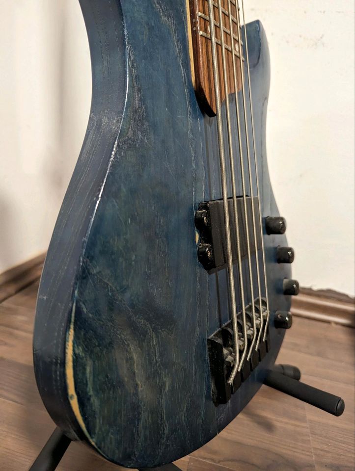 Esh Various 5-string E-Bass Made in Germany in Dachau