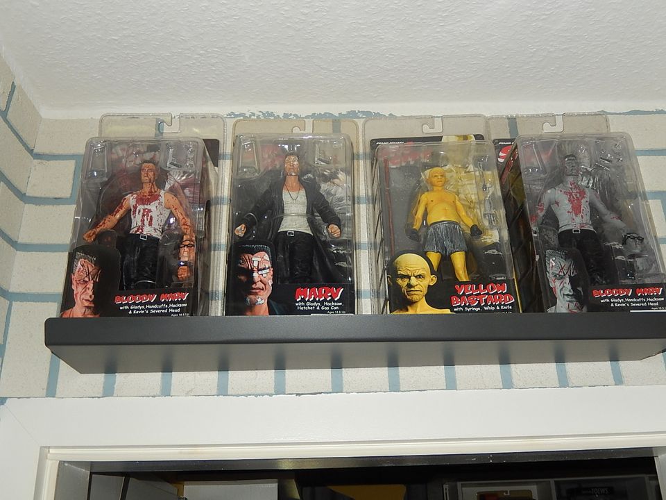 SIN CITY Figuren 24 St. 4 von DIAMOND SELECT TOYS u. 20 von NECA in Bochum