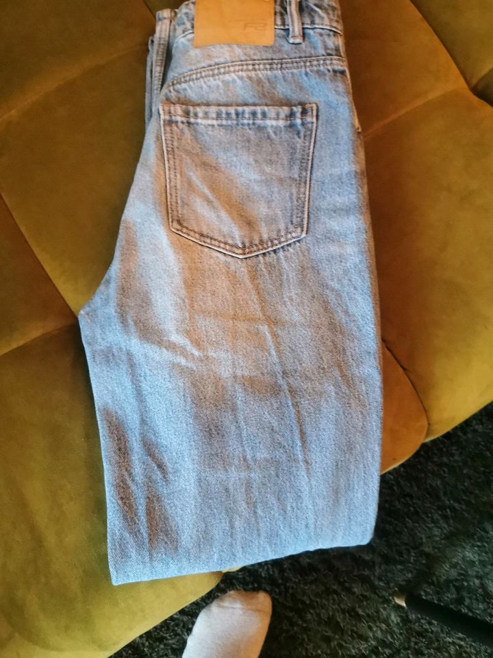 2xJeans neu 36+S in Freiburg im Breisgau