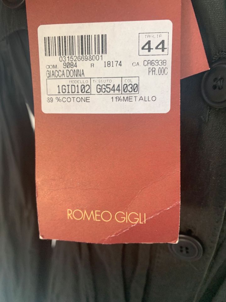 Romeo Gigli Blazer / Bluse in Neuss