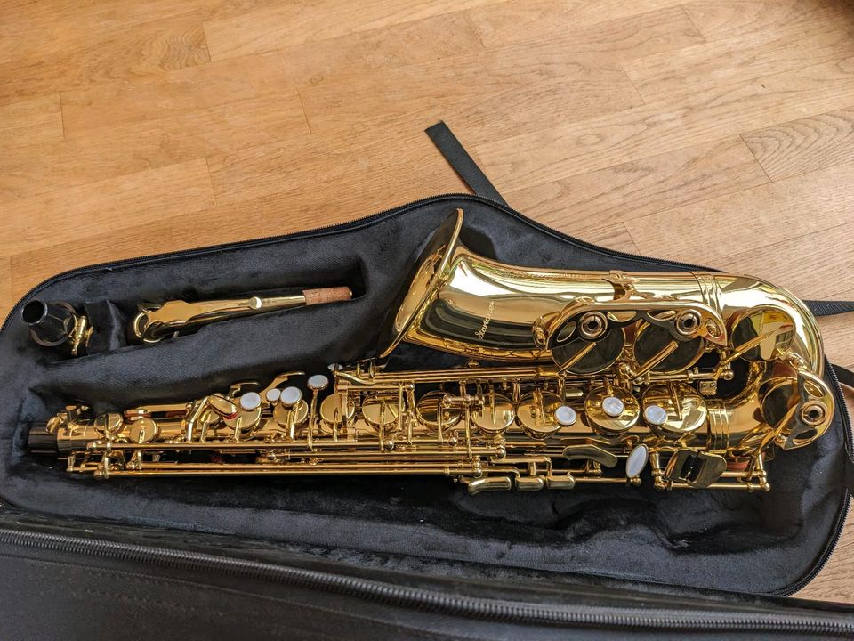 Saxophon Startone SAS-75 Alto Sax inkl. Zubehör in Oberschleißheim
