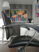 STUHLMIETE IN EINEM RENOMMIERTEN FRISEURSALON ! München - Schwabing-West Vorschau