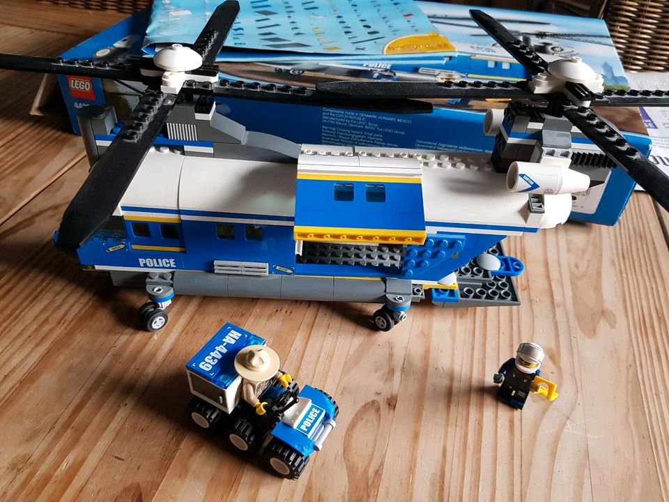 Lego City 4439 Polizei Hubschrauber mit Doppelrotor in Köln