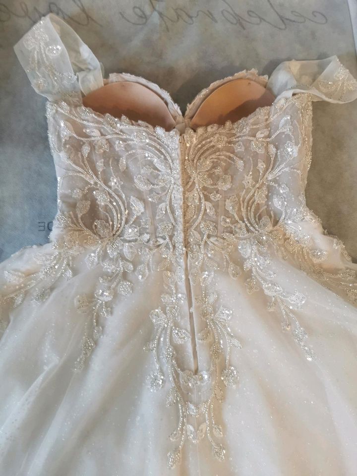 Brautkleid von Maggie Sottero Model aus 2023/ Größe 42 in Bröckel