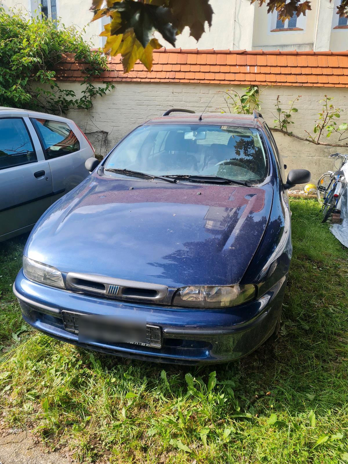 Abbildung des Autos Fiat Marea ohne TÜV