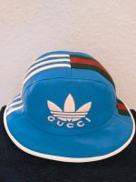 Leder-Fedora-Hut von Gucci x Adidas, Größe Medium (57 cm) blau Nordrhein-Westfalen - Mönchengladbach Vorschau