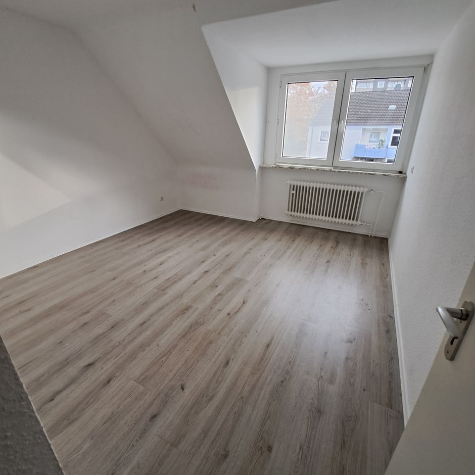 3 Zimmer Wohnung im Dachgeschoss in Recklinghausen