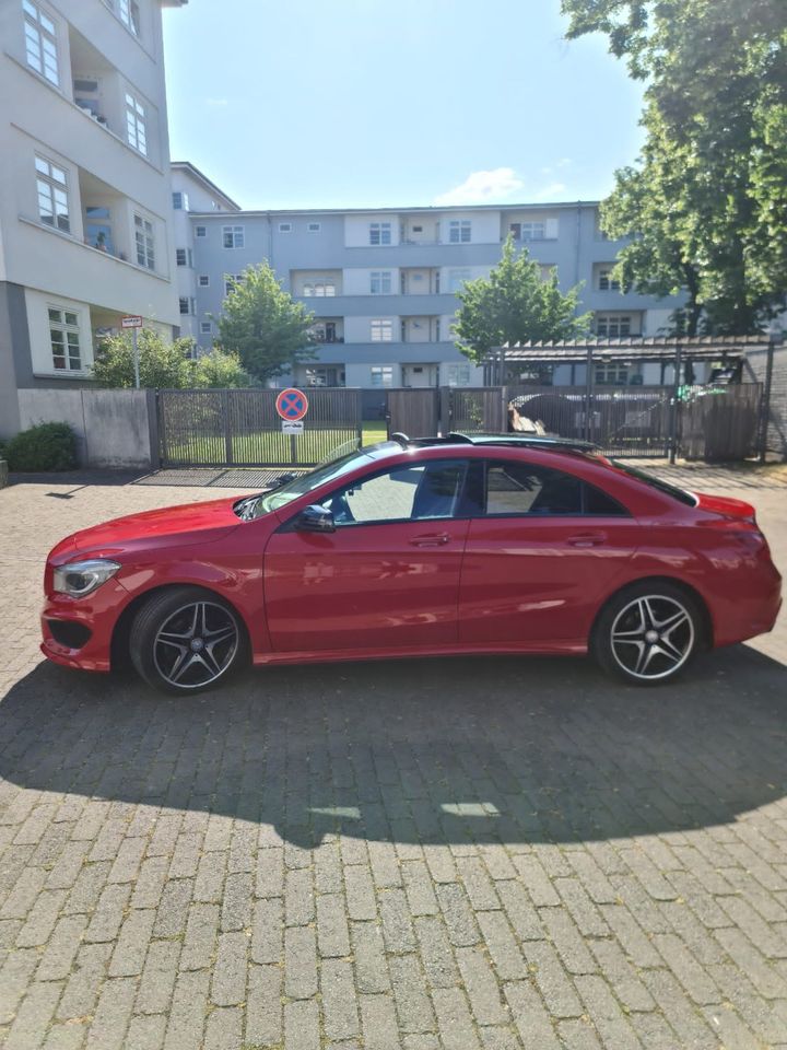 Mercedes CLA180 AMG in Köln