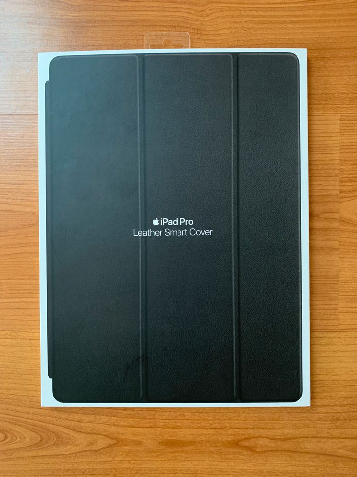 Original Leder Smart Schutzhülle Apple iPad Pro 12,9" (1./2. Gen) in Völklingen