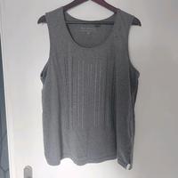 Top Grau mit Glitzersteinen Gr. 48/50 Hessen - Wehretal Vorschau