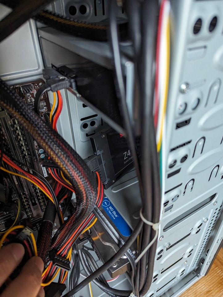 ***Gaming PC / Tower / Rechner / Win 10 Pro/ Computer*** in Dresden