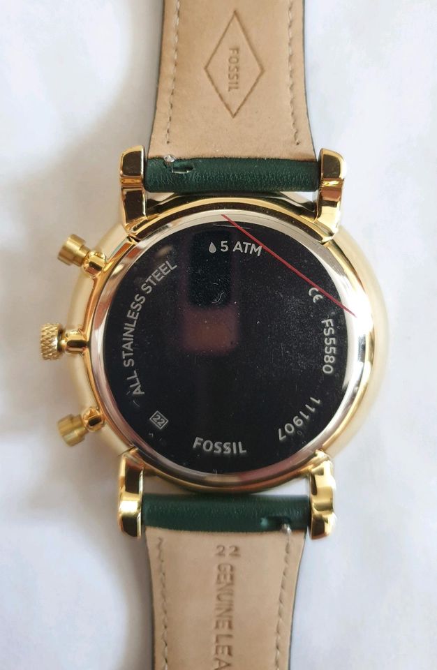 Fossil Quarz Herrenuhr in Lauta