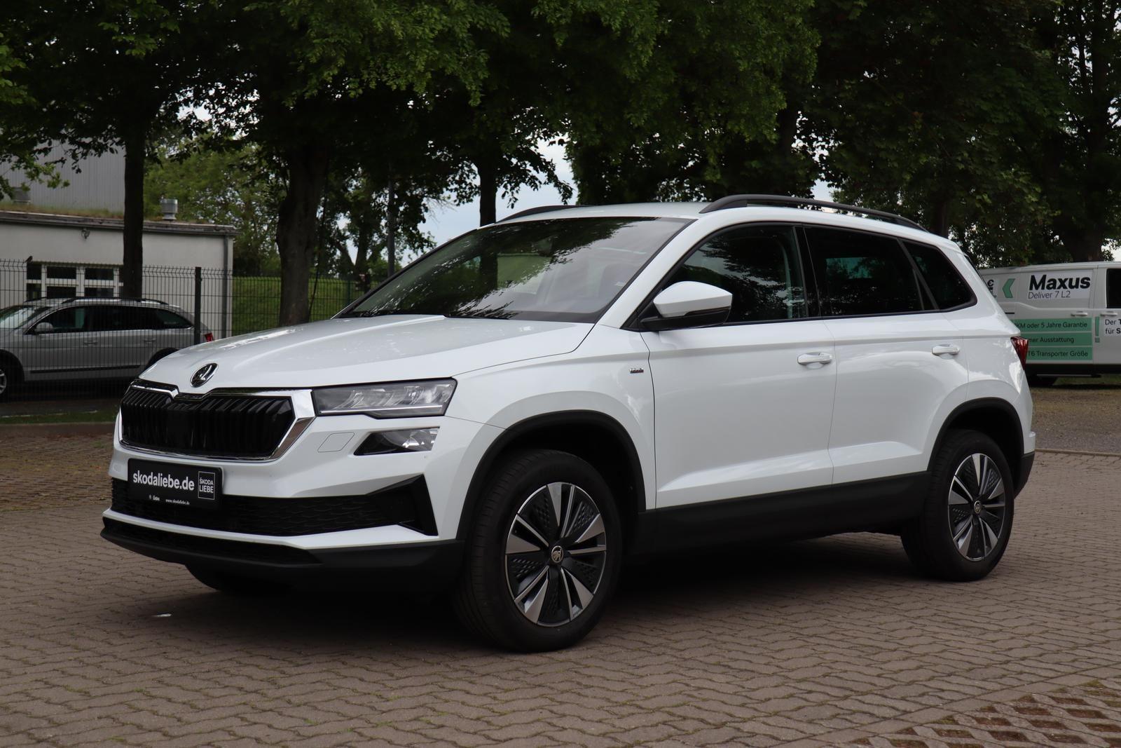 Abbildung des Autos Skoda KAROQ TOUR 1.5 TSI…