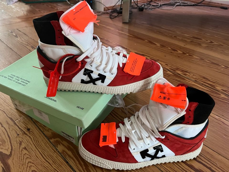 Off White 3.0 Off Court High Top Sneaker EU 45,5 29,5 cm in Hamburg