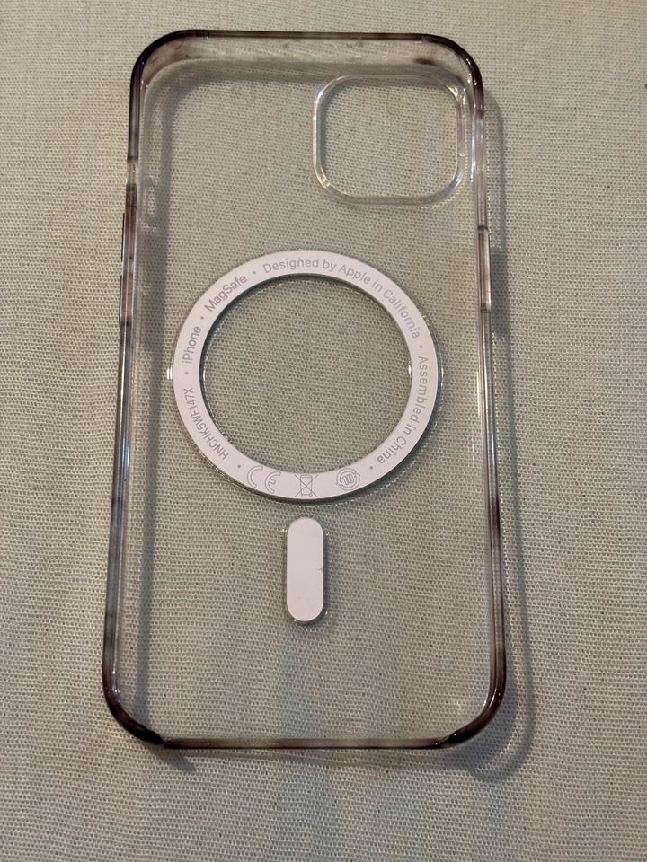 iPhone 13 + iPhone 13 Clear Case mit MagSafe mit Lade Kabel in Bochum