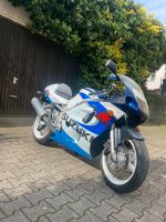 Suzuki GSXR SRAD 600ccm Baden-Württemberg - Eppingen Vorschau