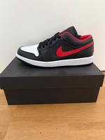 NIKE AIR JORDAN 1 LOW Black/Fire Red-White Größe 42 NEU Bayern - Neu Ulm Vorschau