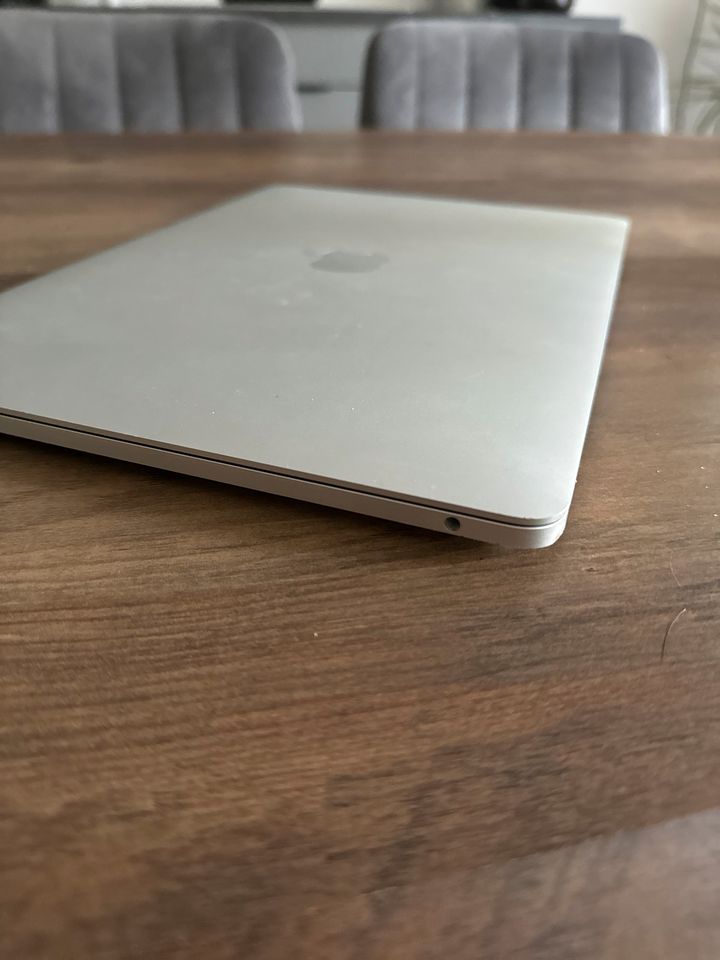 MacBook Pro 13 Zoll 2017 in Abensberg