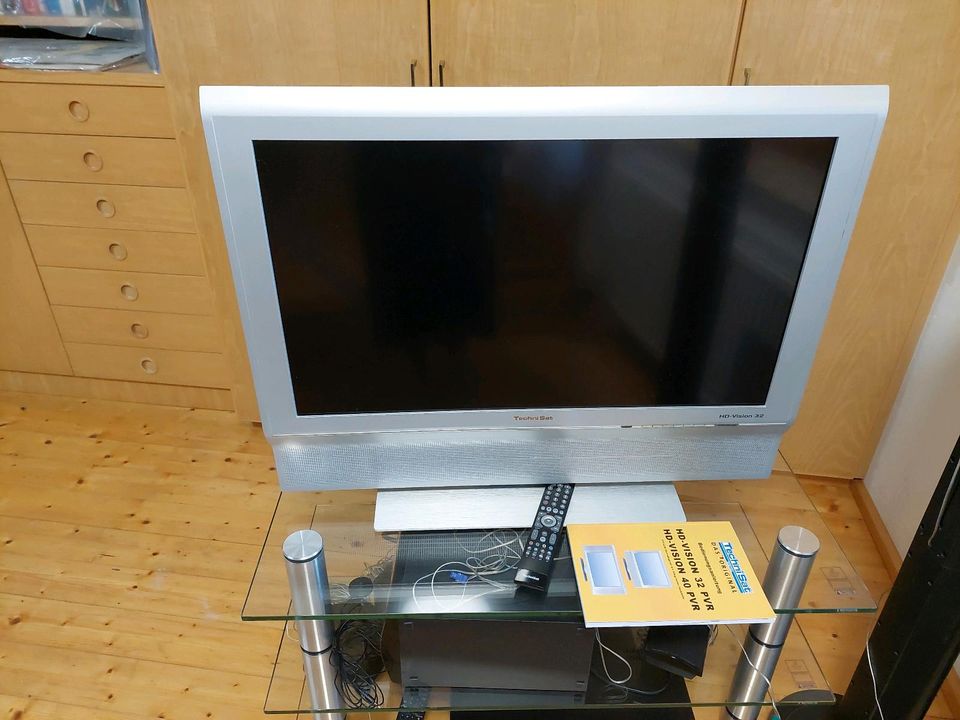 TechniSat LCD Fernseher mit integrierter Festplatte in Baden-Württemberg -  Zimmern ob Rottweil | Fernseher gebraucht kaufen | eBay Kleinanzeigen ist  jetzt Kleinanzeigen