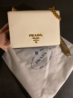 Prada Crossbody weiß/schwarz/gold Bayern - Deggendorf Vorschau