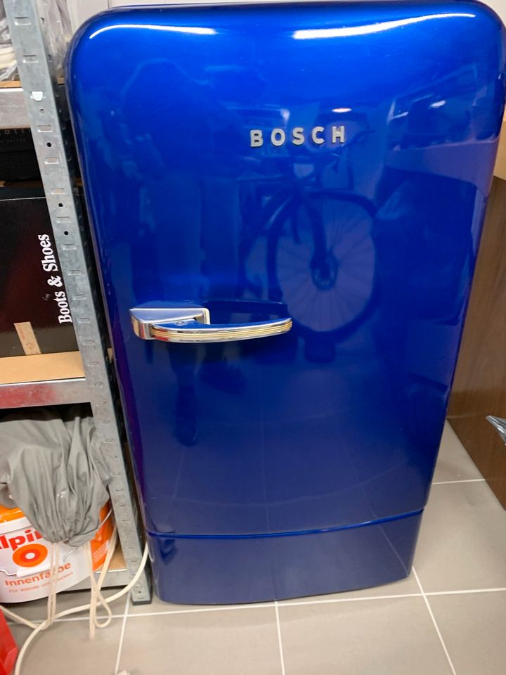 Bosch Kühlschrank Antik! in Hünxe
