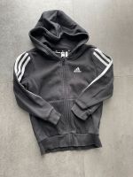 Adidas Kapuzenjacke, Gr.122 Baden-Württemberg - Oberderdingen Vorschau