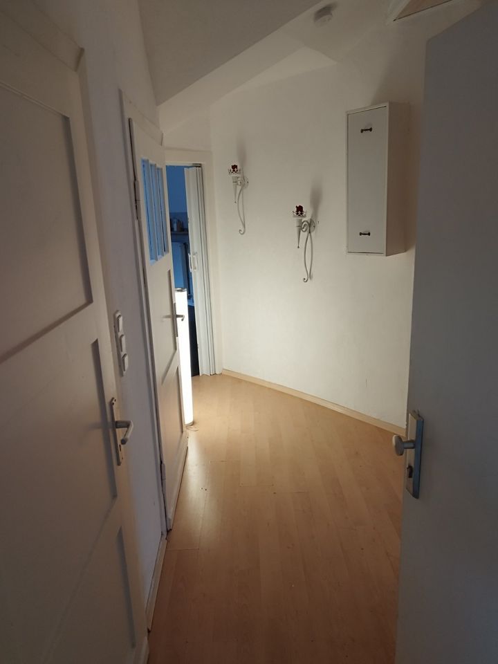 Helle Dachgeschosswohnung sucht neue Mieter in Gladbeck