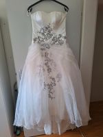 Brautkleid mit Reifrock und Schleier Bayern - Ottobeuren Vorschau