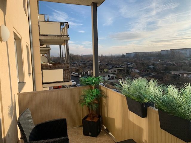 2024-04 Gepflegte und schön geschnittene 2-Raum-Wohnung mit EBK und Balkon in Dresden-Seidnitz zu verkaufen in Dresden